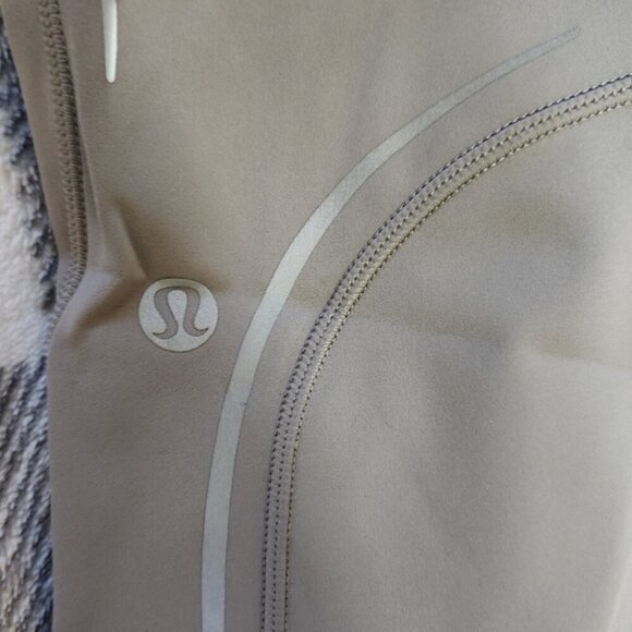Nwot Lululemon Base Pace HR crop 23” Reflective size 0 - Picture 8 of 10